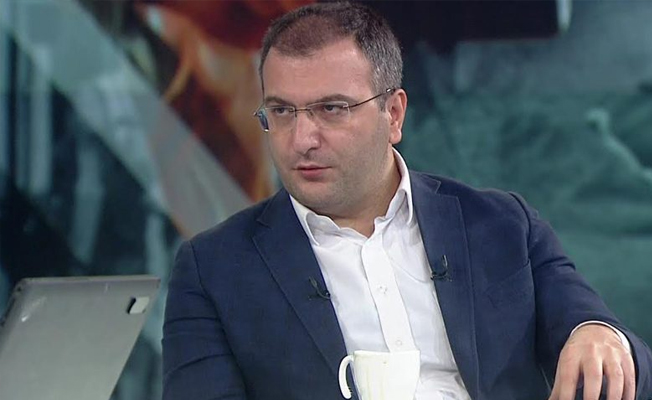 Mahkemeden Cem Küçük'e para cezası!