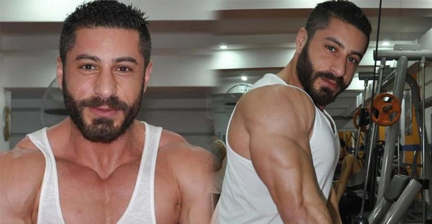 Bıçaklanan şampiyon hayatını kaybetti