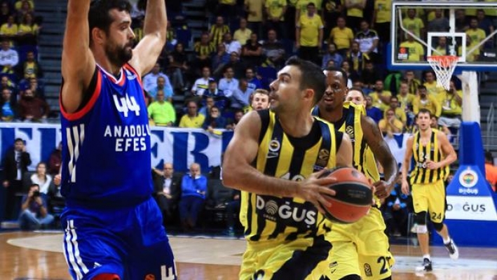 Euroleague'de Türk derbisi: Zafer Fenerbahçe'nin!