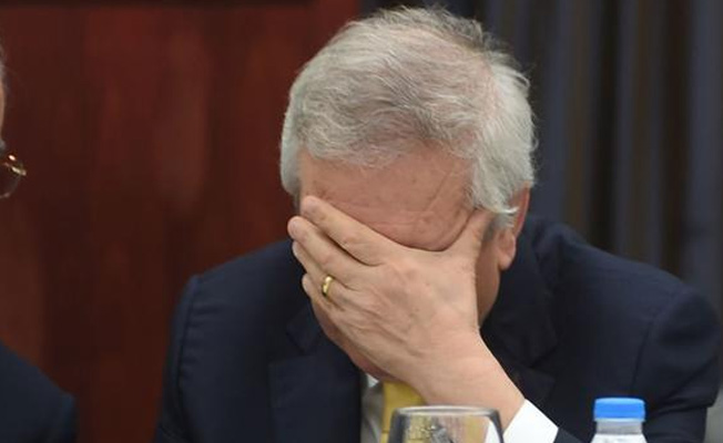 Aziz Yıldırım kürsüde ağladı!