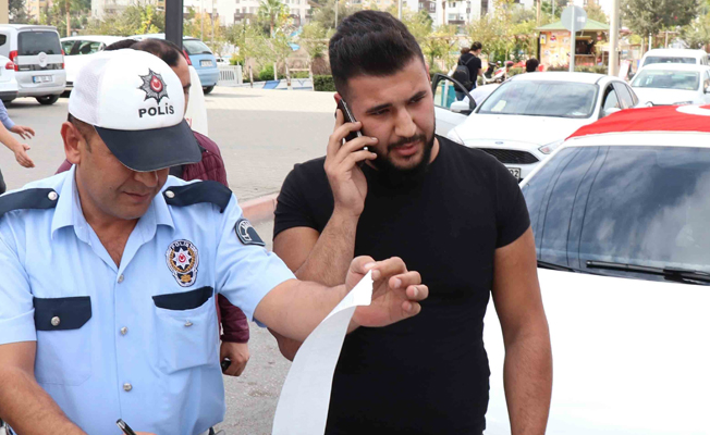 Adanalılar cam filmi yasağını protesto etti