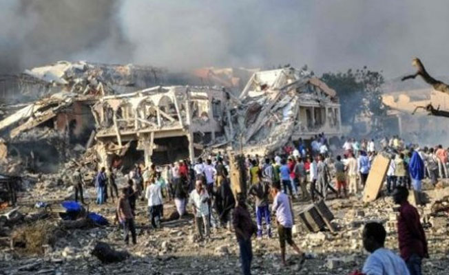 Somali'de intihar saldırısı!