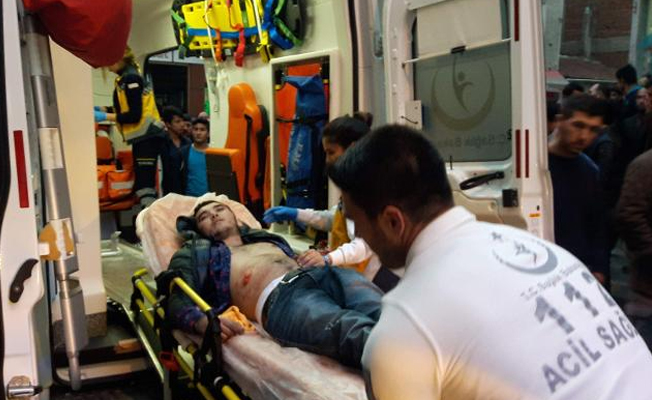 Sokak ortasında bıçaklı kavga: 1 ölü, 1 yaralı