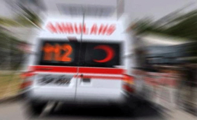 TEM Otoyolu'nda otomobil takla attı: 2 yaralı!