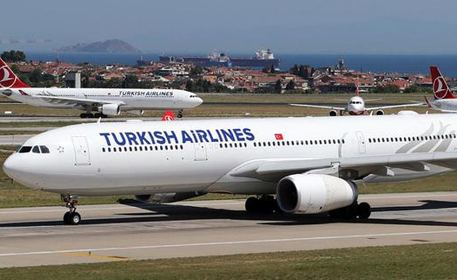 THY uçağı acil iniş yaptı!