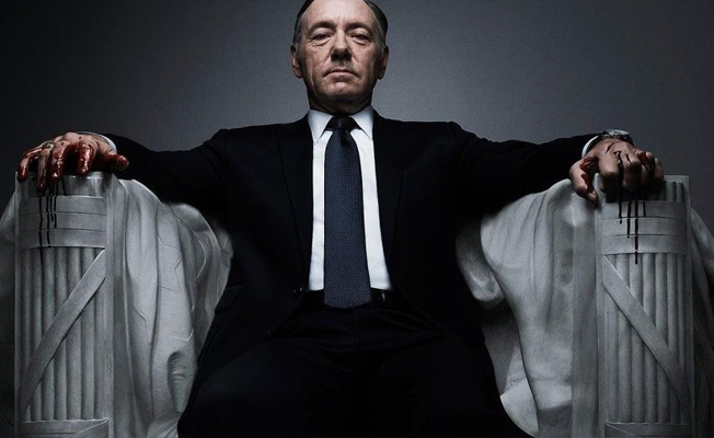 Netflix: House of Cards dizisinin çekimlerini durdurduk