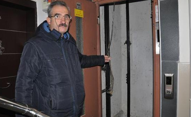 Asanör 8'inci kattan aşağı düştü, 1 kişi yaralandı