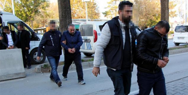 Bolu'da Belediye su dolum istasyonunu soyan 5 şüpheli yakalandı