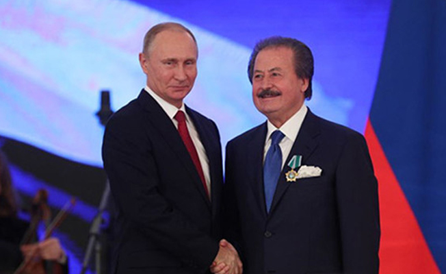 Putin’den işadamı Cavit Çağlar’a dostluk nişanı