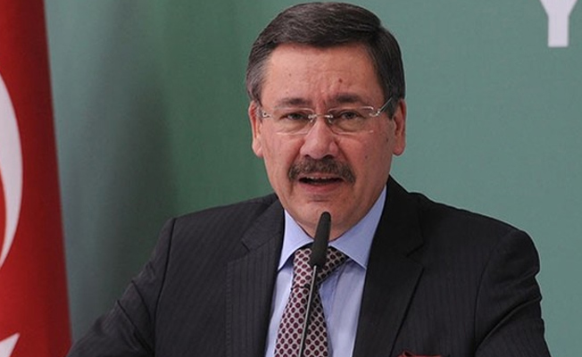 Melih Gökçek'e bir şok daha; 'Edepsizsin Gökçek' fikir özgürlüğü