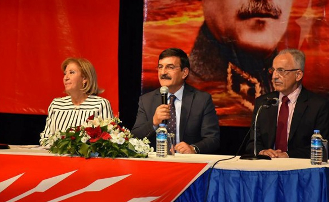 CHP’liler Narlıdere’de İnönü için buluştu