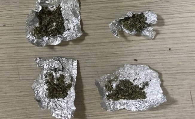 Emniyete ifade vermeye gitti, üzerinden bonzai çıktı