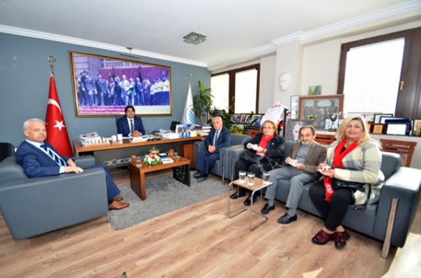 Türk Kızılayı Foça Şubesi'nden 'Kızılay Haftası' ziyareti