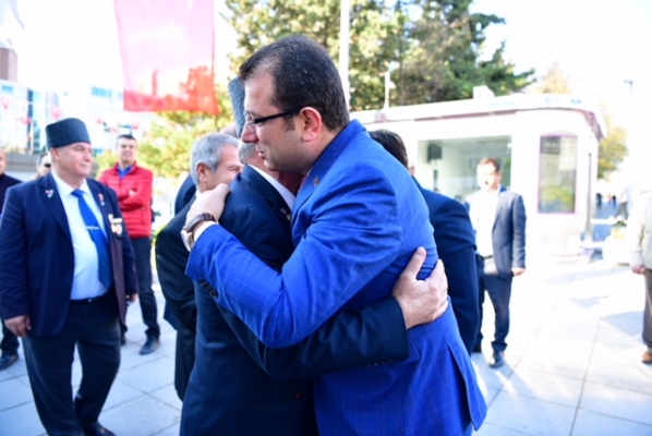 Kıbrıs Gazileri, 43 yıl sonra şehir arkadaşlarını mezarı başında ziyaret edecek