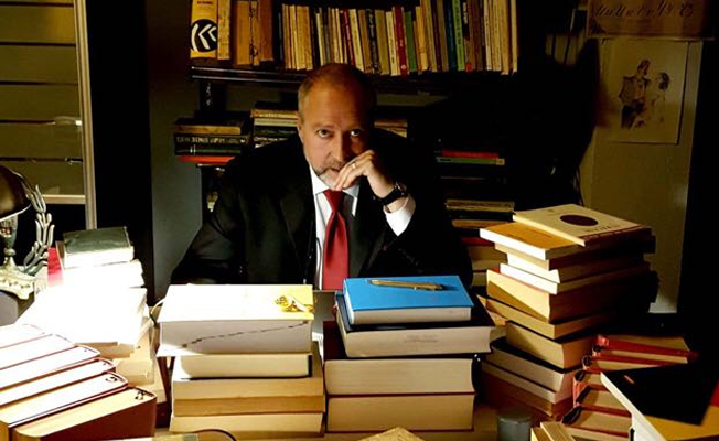 Herkes merak ediyordu: 'Kim Milyoner Olmak İster?' editörü kim?