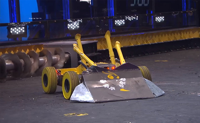 Rus ve İngiliz robotlar St. Petersburg’da kapıştı