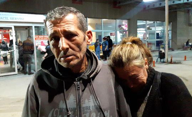 Çocukları tarafından sokağa atılan anne-baba 2 gündür hastanede yaşıyor!