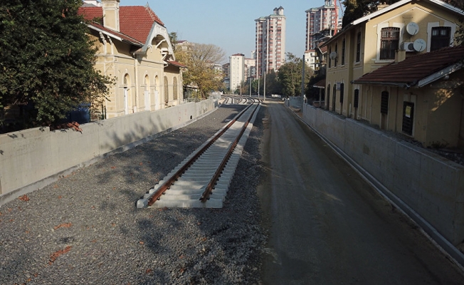Haydarpaşa-Gebze hattında ilk raylar döşendi