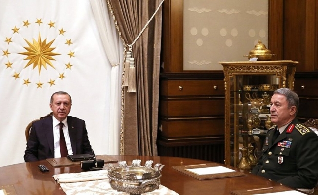Erdoğan, Hakan Fidan ve Hulusi Akar'ı kabul etti