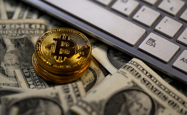 Bitcoin 44 saatte, bin dolardan fazla değer kaybetti