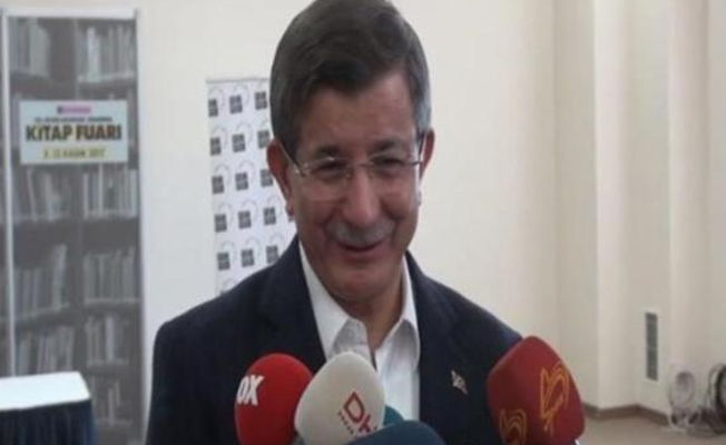 Davutoğlu: Politika hatlarının belirsizleştiği bir dönemden geçiyoruz