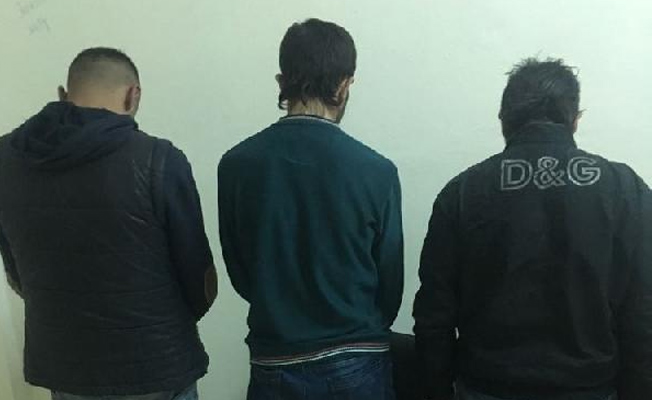 Polis hırsızları camide yakaladı