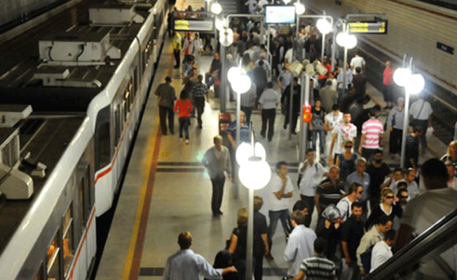 Atatürk Havalimanı Metro durağında şüpheli çanta alarmı