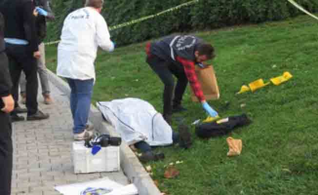 Yol kenarında 19 yaşındaki üniversite öğrencisinin cesedi bulundu