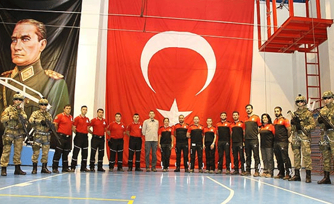 Jandarma ve NAK'tan nefes kesen tatbikat