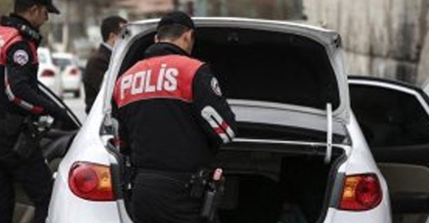 3 ilde çalıntı araç operasyonu: 15 gözaltı