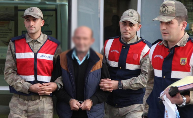 Samsun'da evde balık temizleyen karısını keserle hastanelik etti