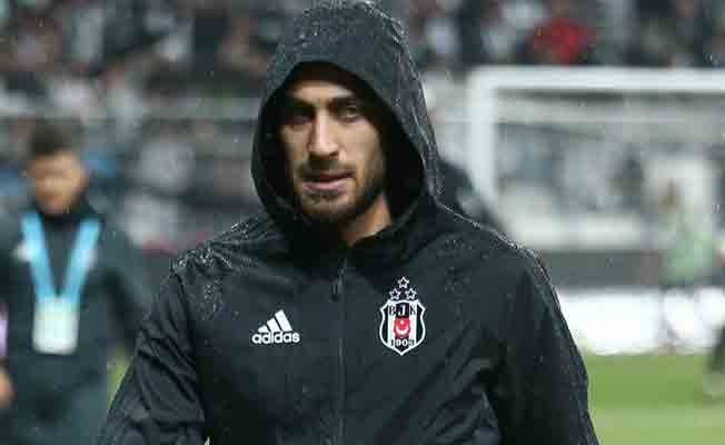 Newcastle United, Cenk Tosun için Türkiye’ye geliyor