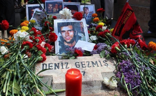 Deniz Gezmiş ve arkadaşlarının idam kararı, satışa çıktı