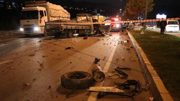 Ters şeritte dehşet saçtı: 2 ölü, 4 yaralı