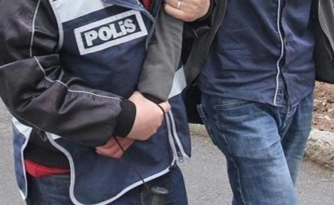 25 rütbeli askere gözaltı