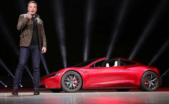 Bob Lutz: Tesla 2019'u göremeyecek!