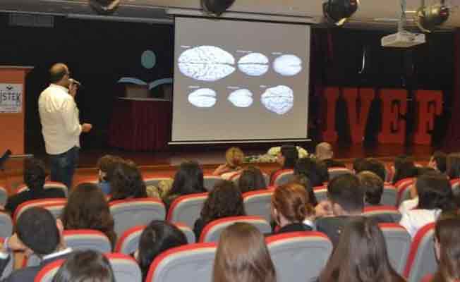 İstek Vakfı Eğitim Forumu başladı