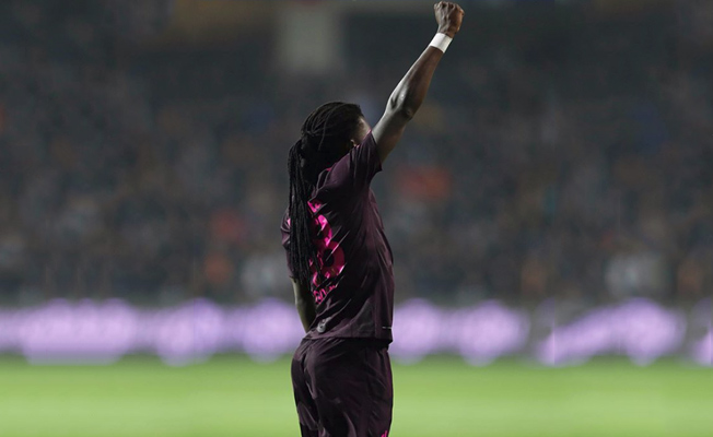 Gomis yumruklu gol sevincinin anlamını açıkladı