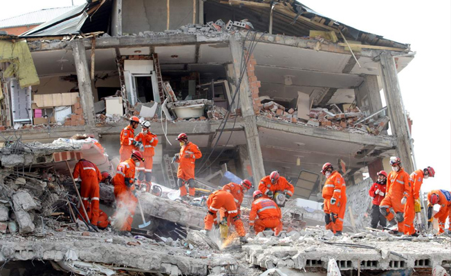 Bilim insanları uyardı: 2018'de şiddetli depremler olabilir