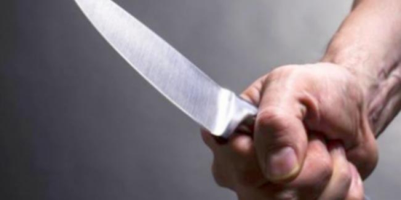 Manisa'da doktor, babasını bıçakladı