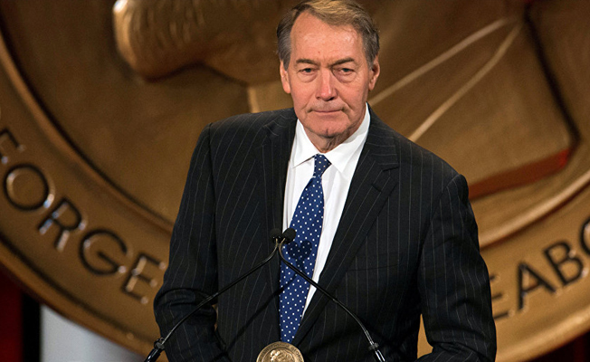 Cinsel tacizle suçlanan sunucu Charlie Rose'un yayınları durduruldu