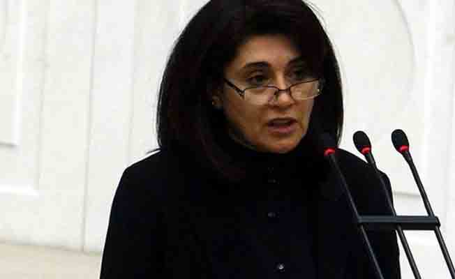 Karma Komisyon'da Leyla Zana'nın vekilliğinin düşürülmesi kararı alındı