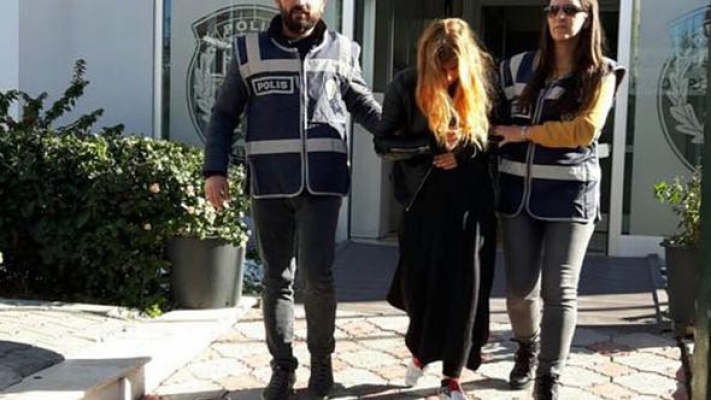 Kadın hırsız böyle yakalandı