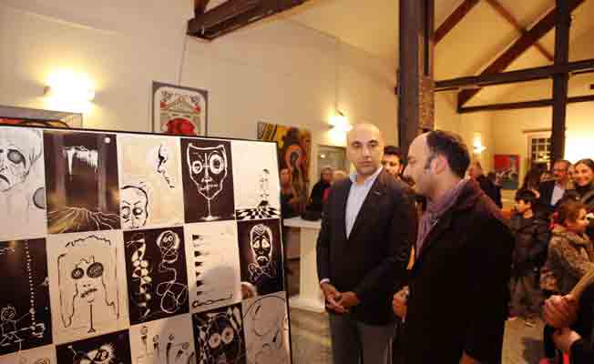 Ressam Gökhan Uğur' dan resim sergisi