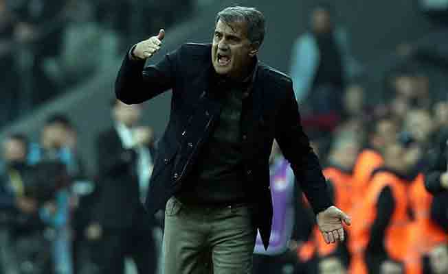 Şenol Güneş Beşikaş’ta ilkleri yaşıyor