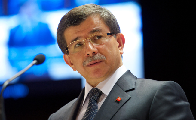 Davutoğlu'na şok! Konferansı iptal edildi