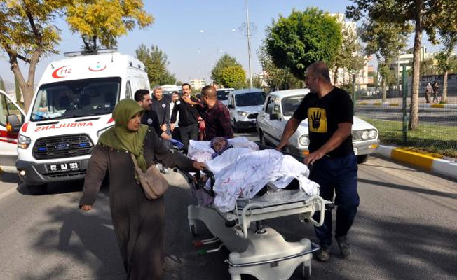 Ambulans verilmeyince çocuklarının sedyeyle iterek eve götürdüğü kadın öldü
