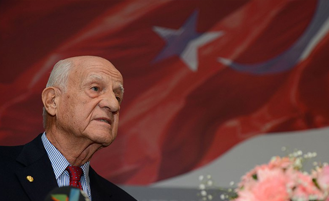 İnan Kıraç'tan flaş yerli otomobil açıklaması!