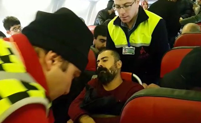 Amedspor doktoru Tekin uçakta hayat kurtardı!
