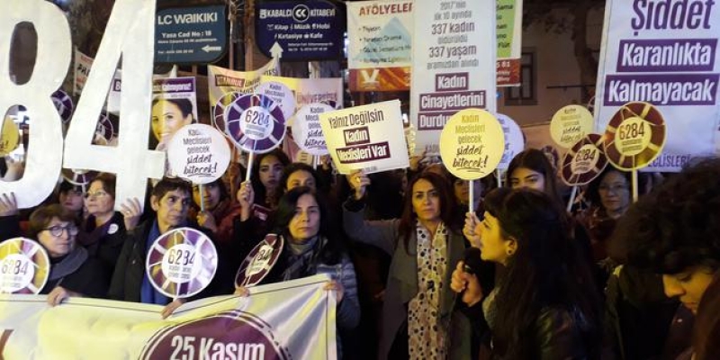 Kadıköy'de kadınlar eylem yaptı
